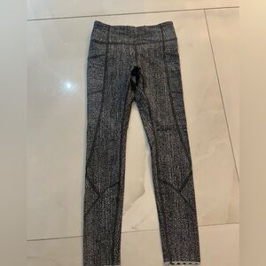 Lululemon yoga pants